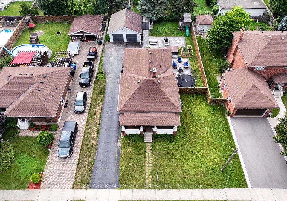 33-miles-street-milton-ontario-w13424518