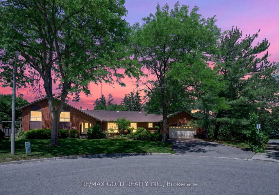 14-cairnmore-court-brampton-ontario-w13424582