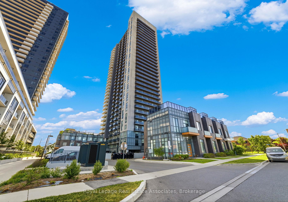 8-nahani-way-mississauga-ontario-w13424642