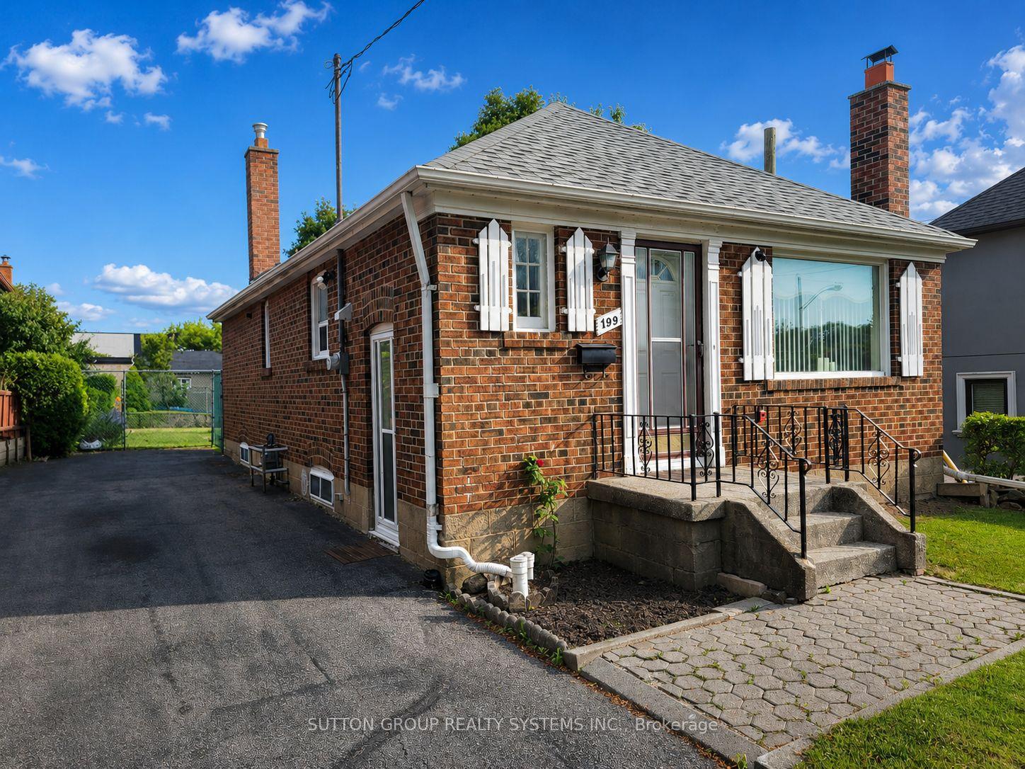 199-strathnairn-avenue-north-york-ontario-w13424768