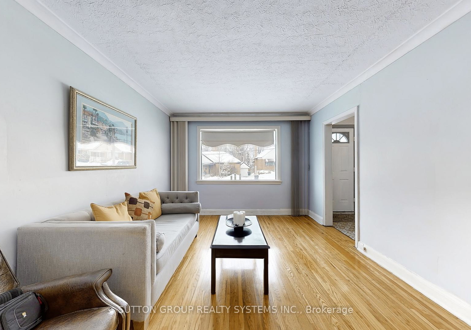 199-strathnairn-avenue-north-york-ontario-w13424768