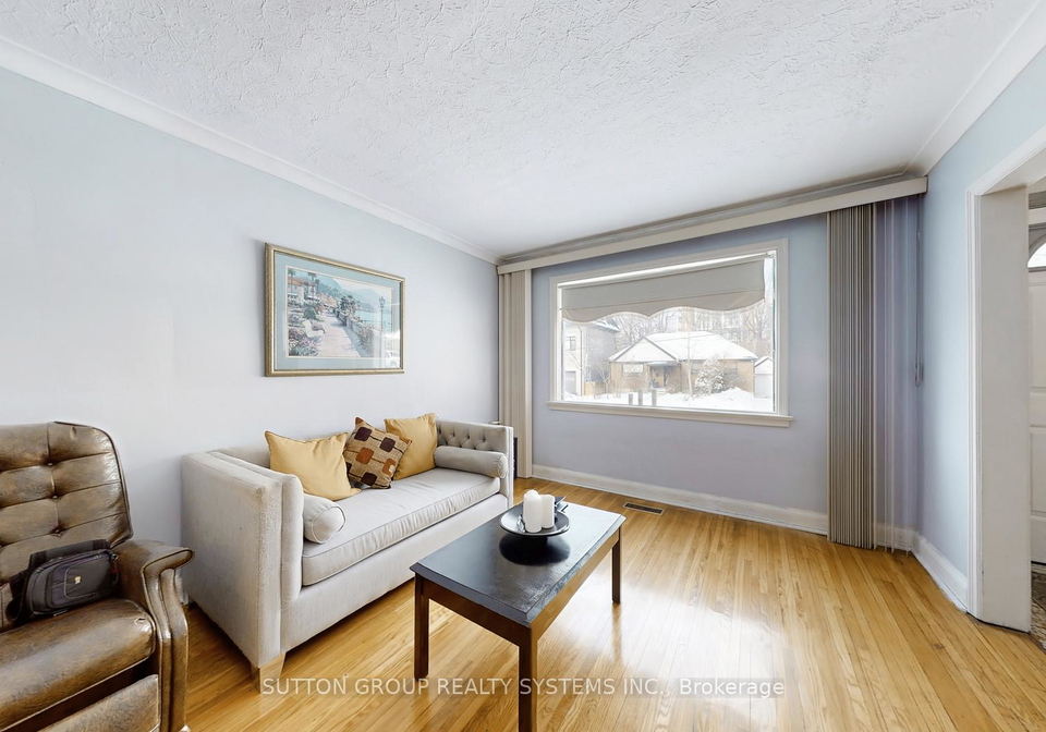 199-strathnairn-avenue-north-york-ontario-w13424768