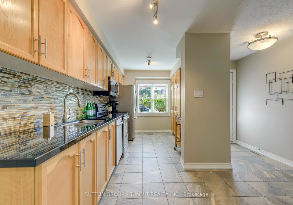5865-dalebrook-crescent-mississauga-ontario-w13425070