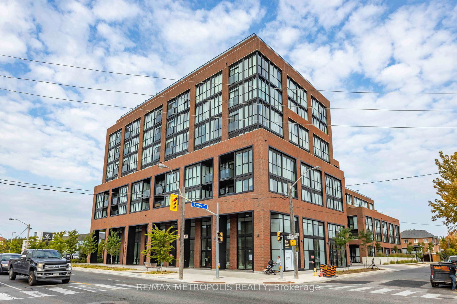 2300-st-clair-avenue-w-toronto-ontario-w13425318
