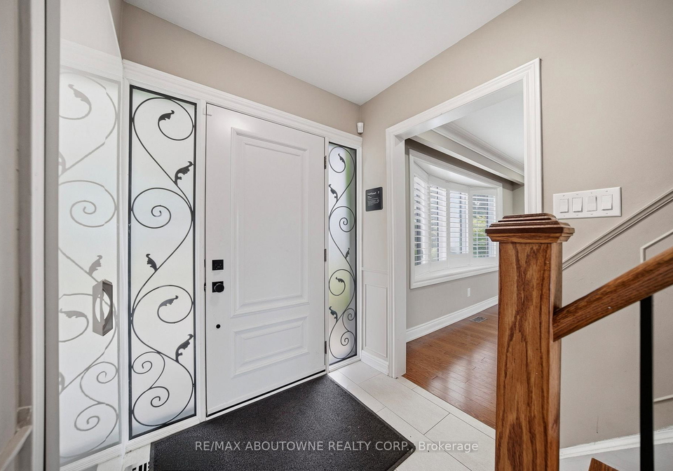 227-weybourne-road-oakville-ontario-w13425458