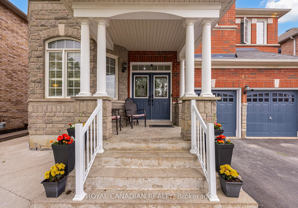 43-bluffwood-crescent-brampton-ontario-w13425590