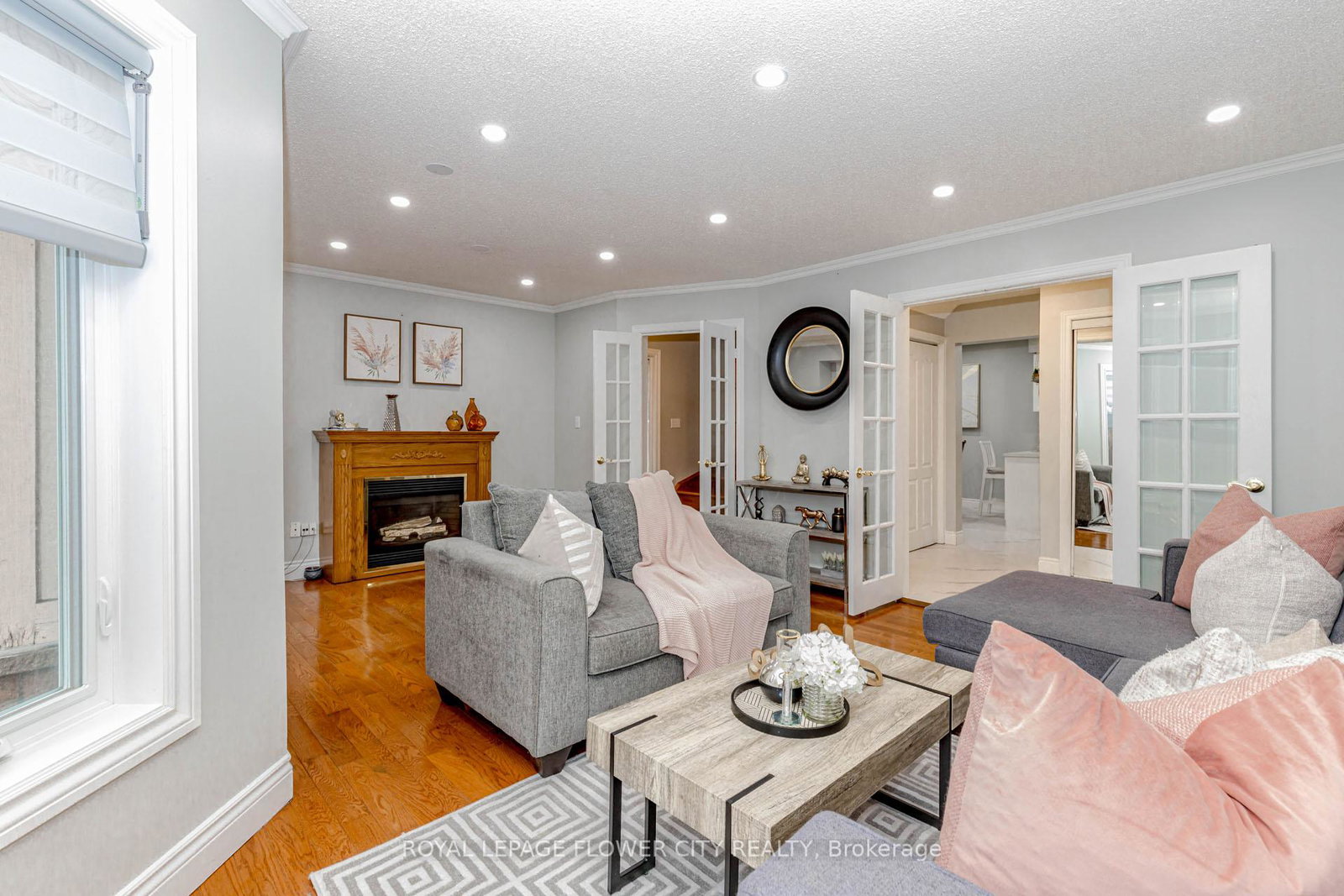 194-pressed-brick-drive-brampton-ontario-w13425684