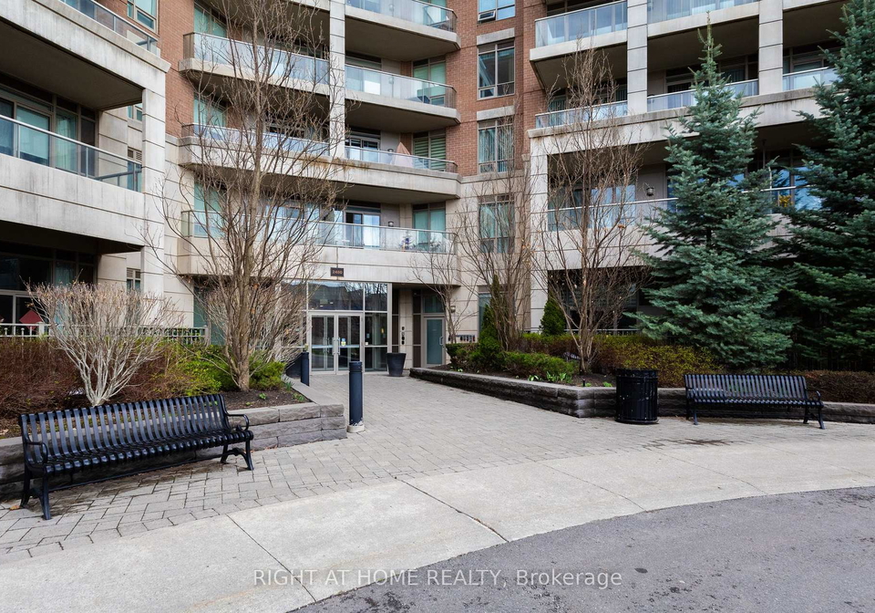 2480-prince-michael-drive-oakville-ontario-w13425710