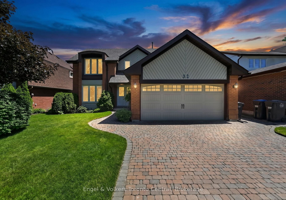 32-milford-crescent-brampton-ontario-w13425800