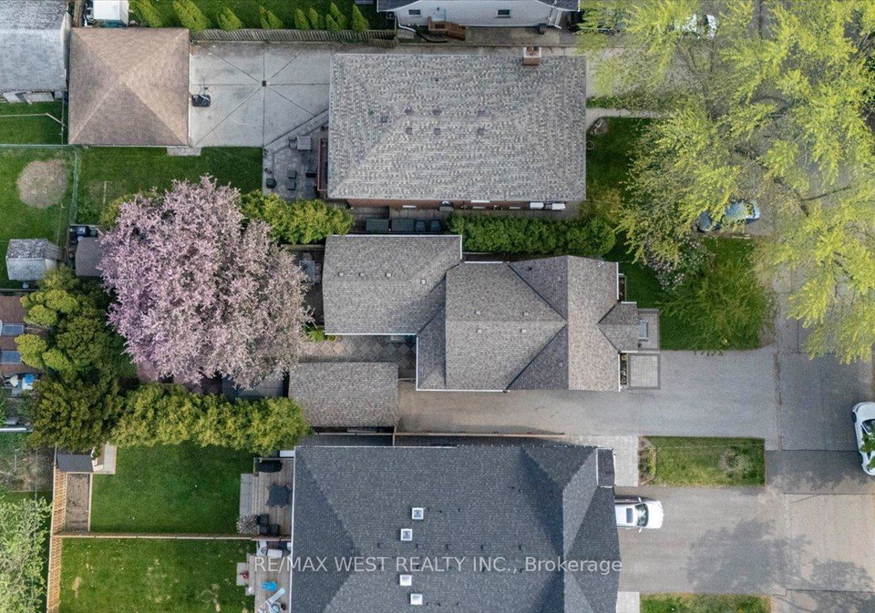 35-gort-avenue-etobicoke-ontario-w13426318