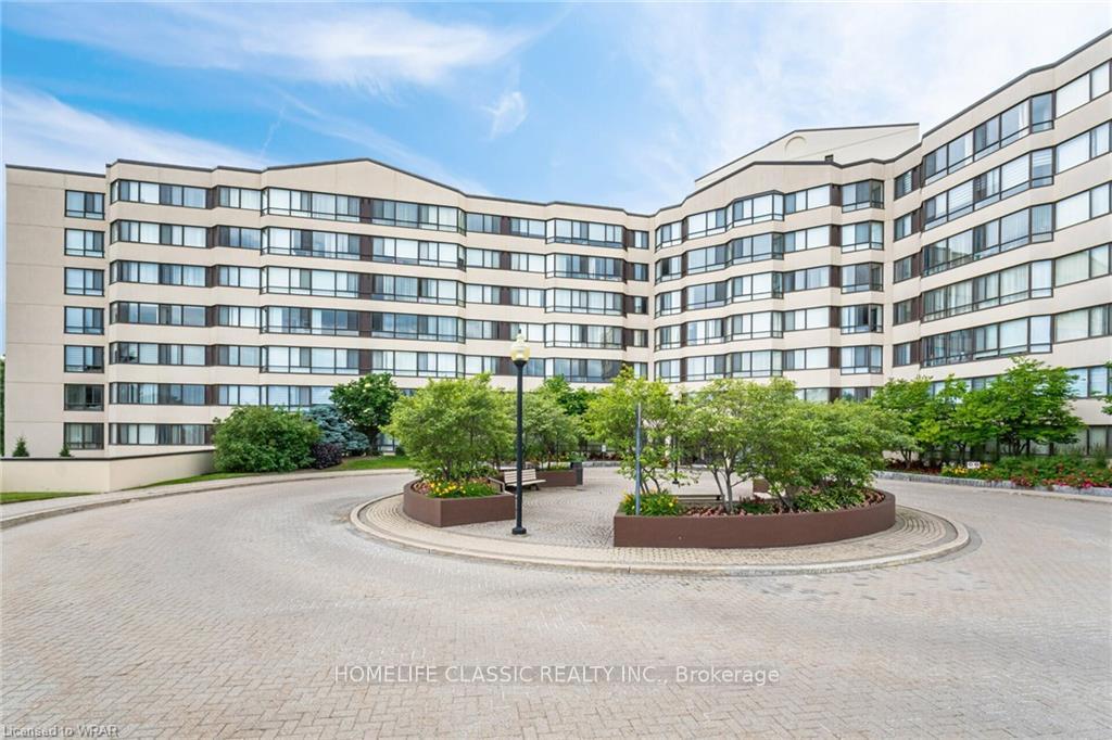 1001-cedarglen-gate-mississauga-ontario-w13426444