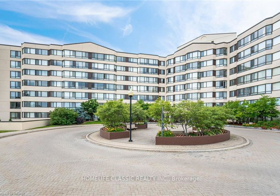 1001-cedarglen-gate-mississauga-ontario-w13426444