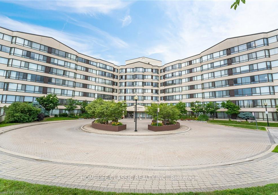 1001-cedarglen-gate-mississauga-ontario-w13426444