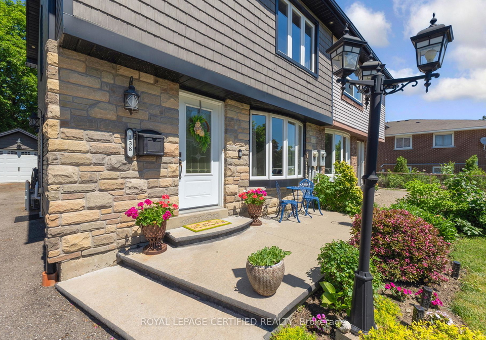 138-beech-street-brampton-ontario-w13426490