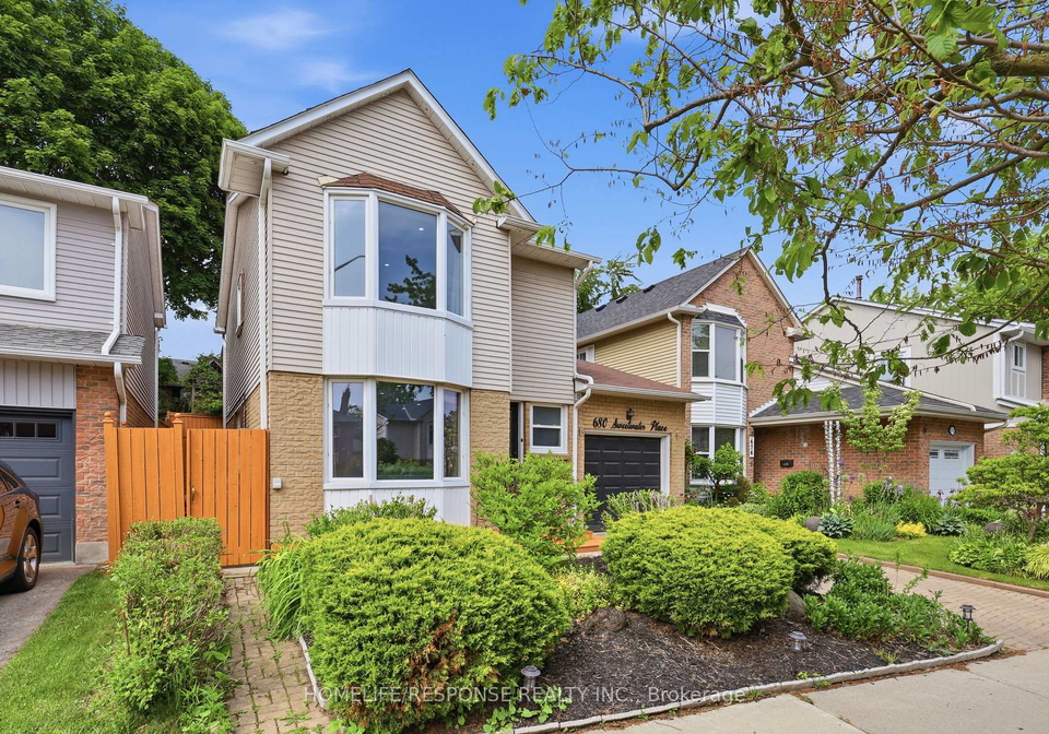 680-sweetwater-place-mississauga-ontario-w13426614