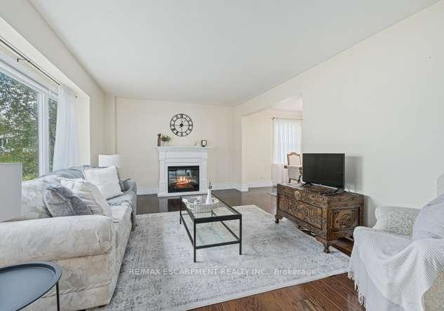 56-cavendish-crescent-brampton-ontario-w13426714