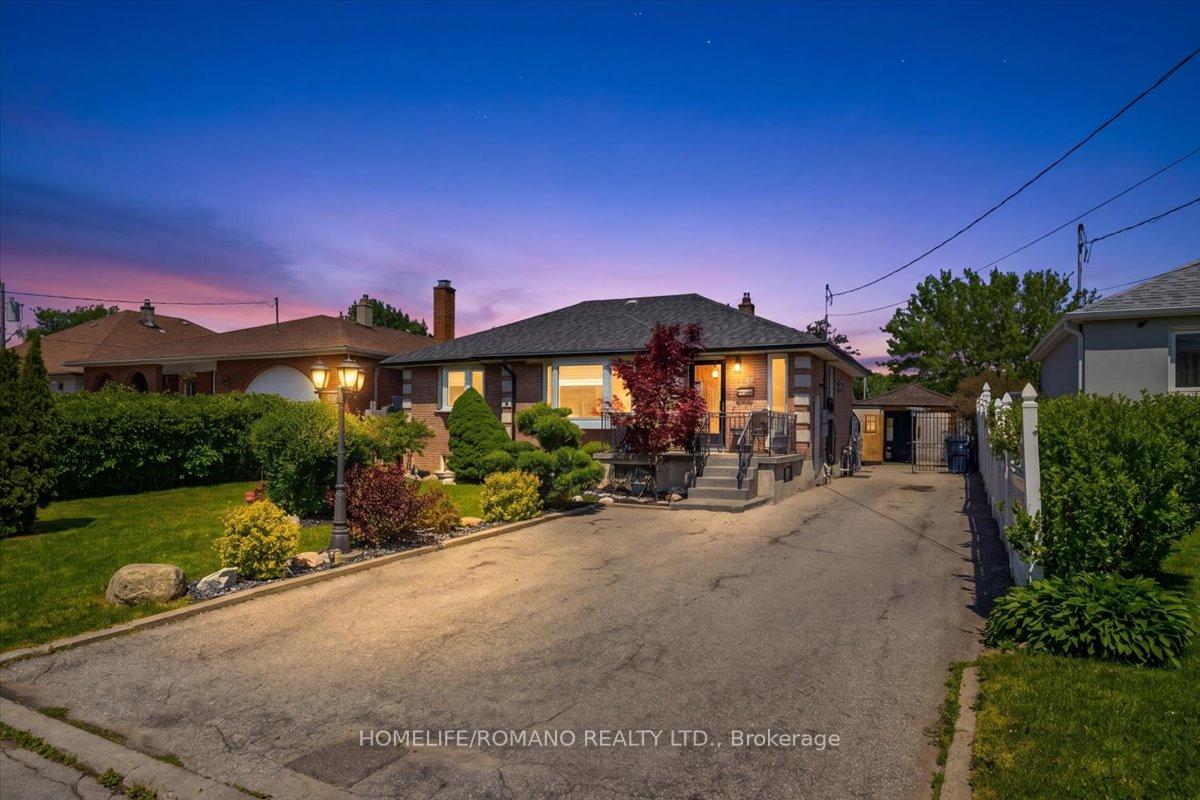 5-cuffley-crescent-s-york-ontario-w13426754