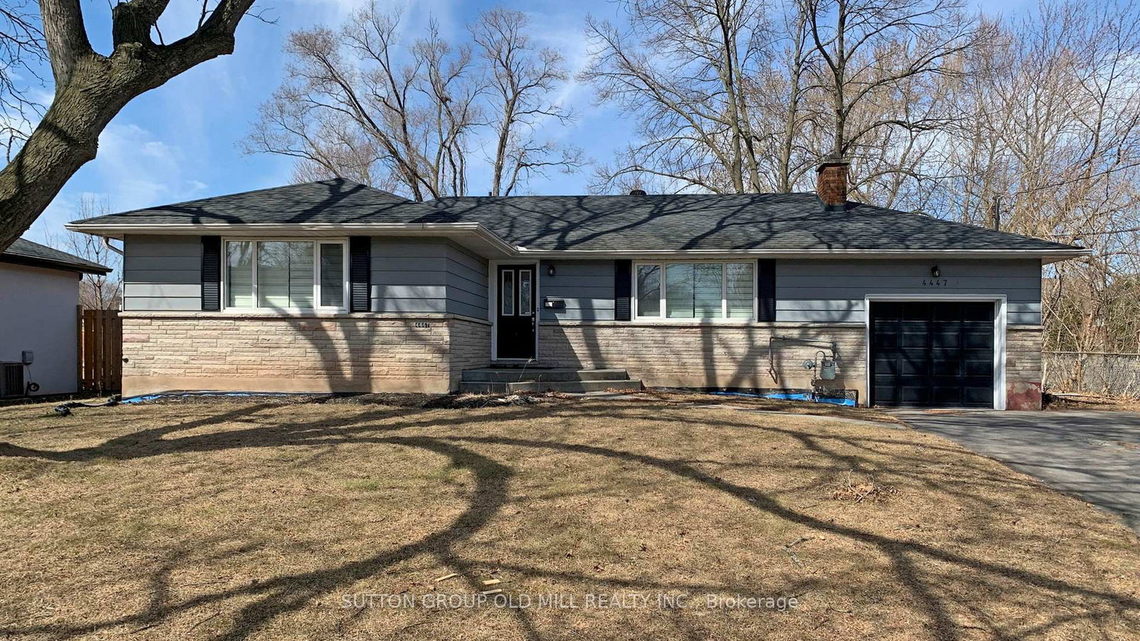 4447-spruce-avenue-burlington-ontario-w13426770