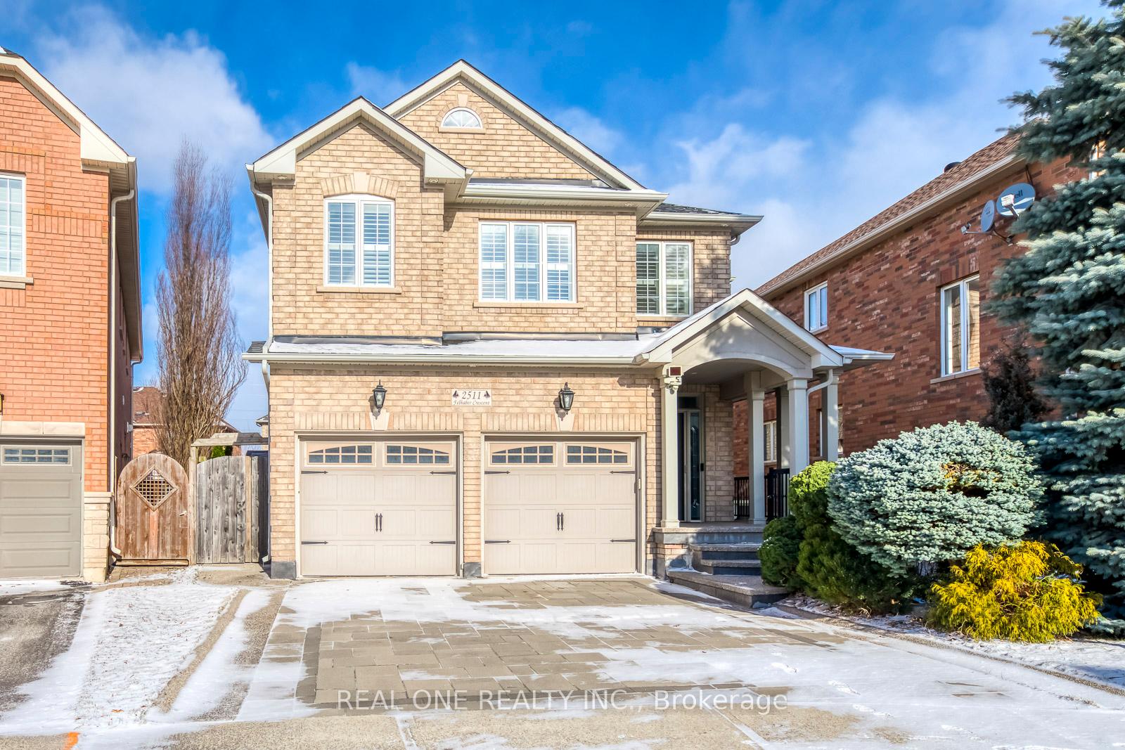 2511-felhaber-crescent-oakville-ontario-w13426910