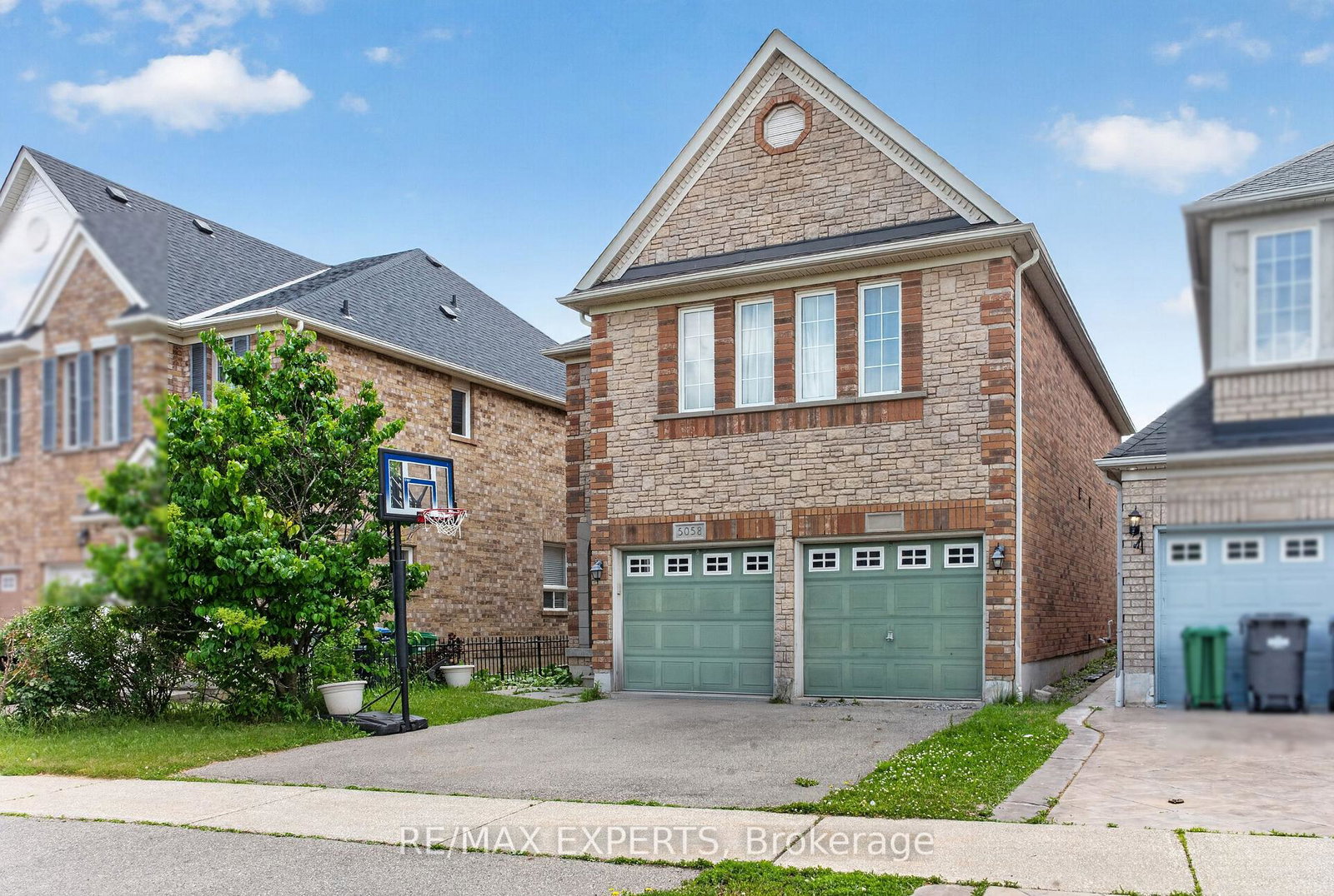 5058-oscar-peterson-boulevard-mississauga-ontario-w13427154
