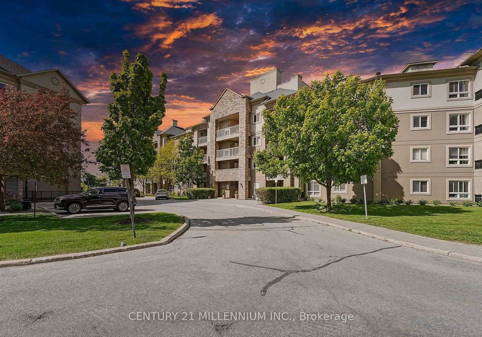 8-dayspring-circle-brampton-ontario-w13427168