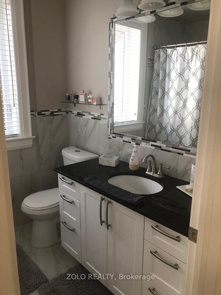 823-lansdowne-avenue-toronto-ontario-w13427238
