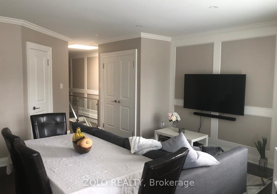 823-lansdowne-avenue-toronto-ontario-w13427238