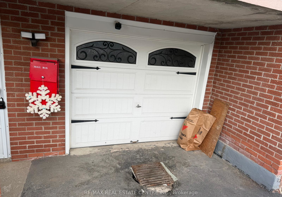 33-prouse-drive-brampton-ontario-w13427356