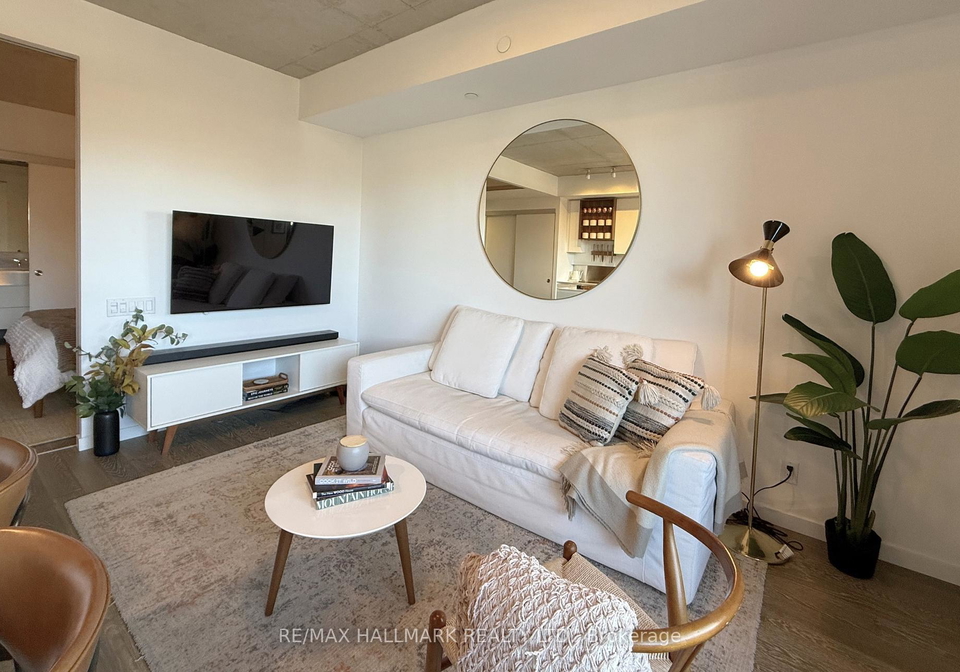 383-sorauren-avenue-toronto-ontario-w13427388