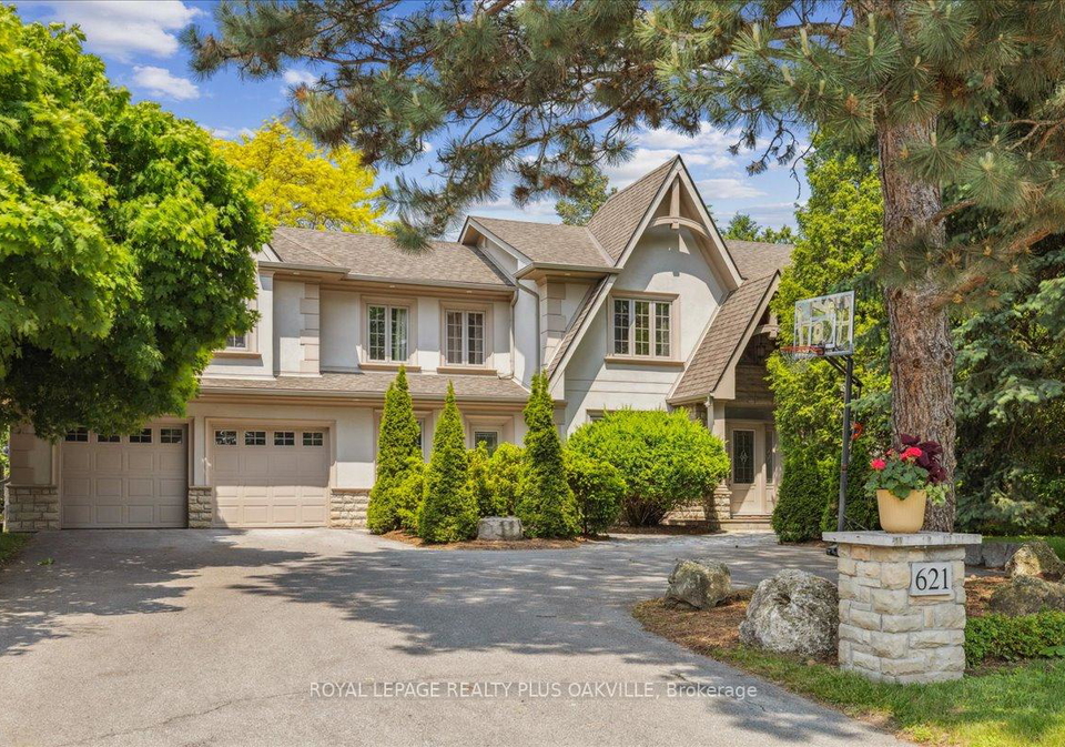 621-north-shore-boulevard-e-burlington-ontario-w13427428