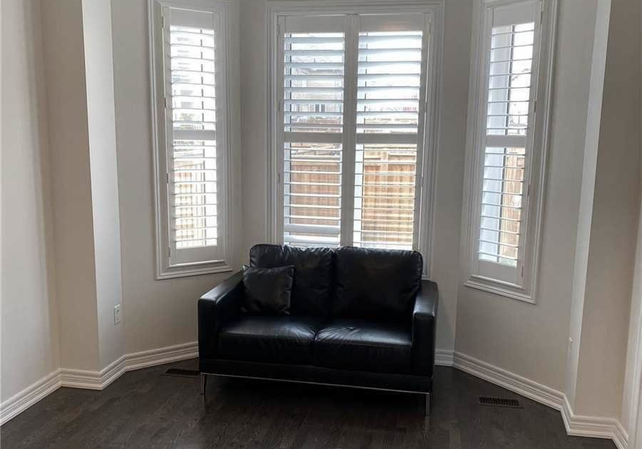 44-villadowns-trail-brampton-ontario-w13427508