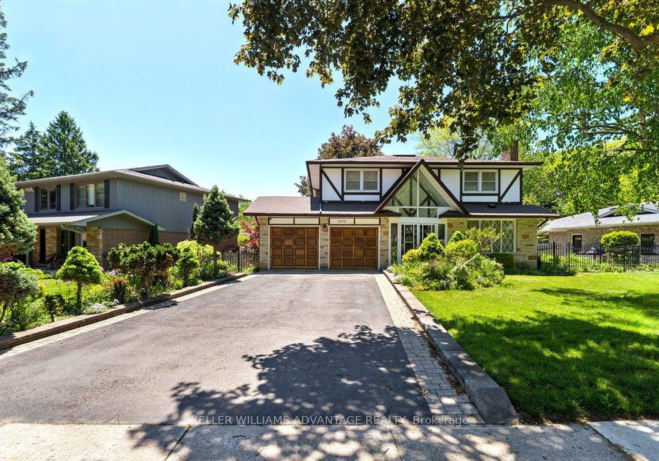 2192-castlestone-court-mississauga-ontario-w13427574