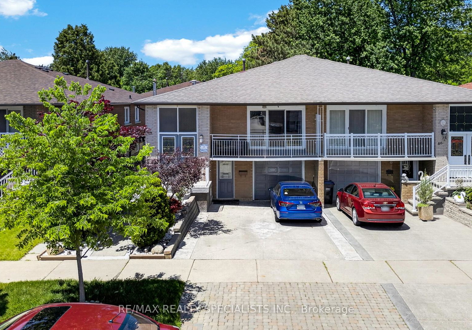 48-english-street-brampton-ontario-w13427604