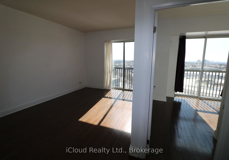 2737-keele-street-york-ontario-w13427684