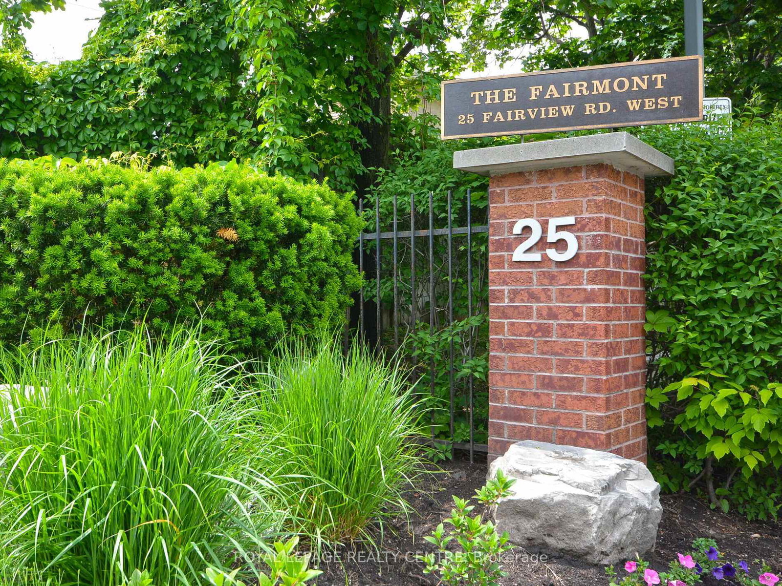 25-fairview-road-w-mississauga-ontario-w13427750