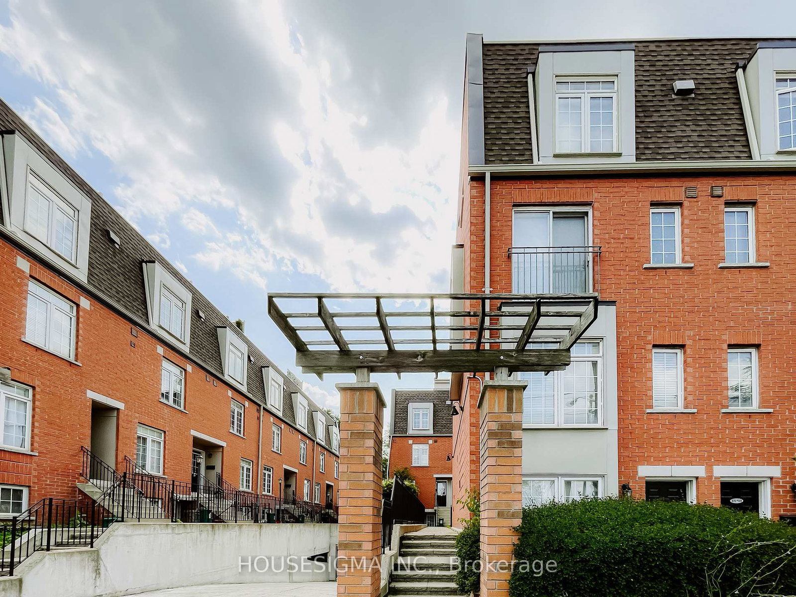 870-jane-street-toronto-ontario-w13427902