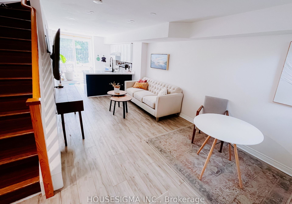 870-jane-street-toronto-ontario-w13427902