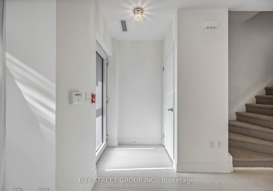 30-gibbs-road-etobicoke-ontario-w13428080