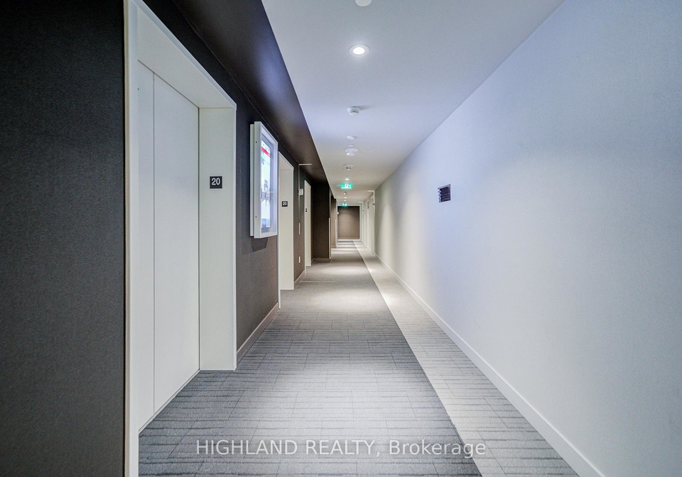 3900-confederation-parkway-mississauga-ontario-w13428166