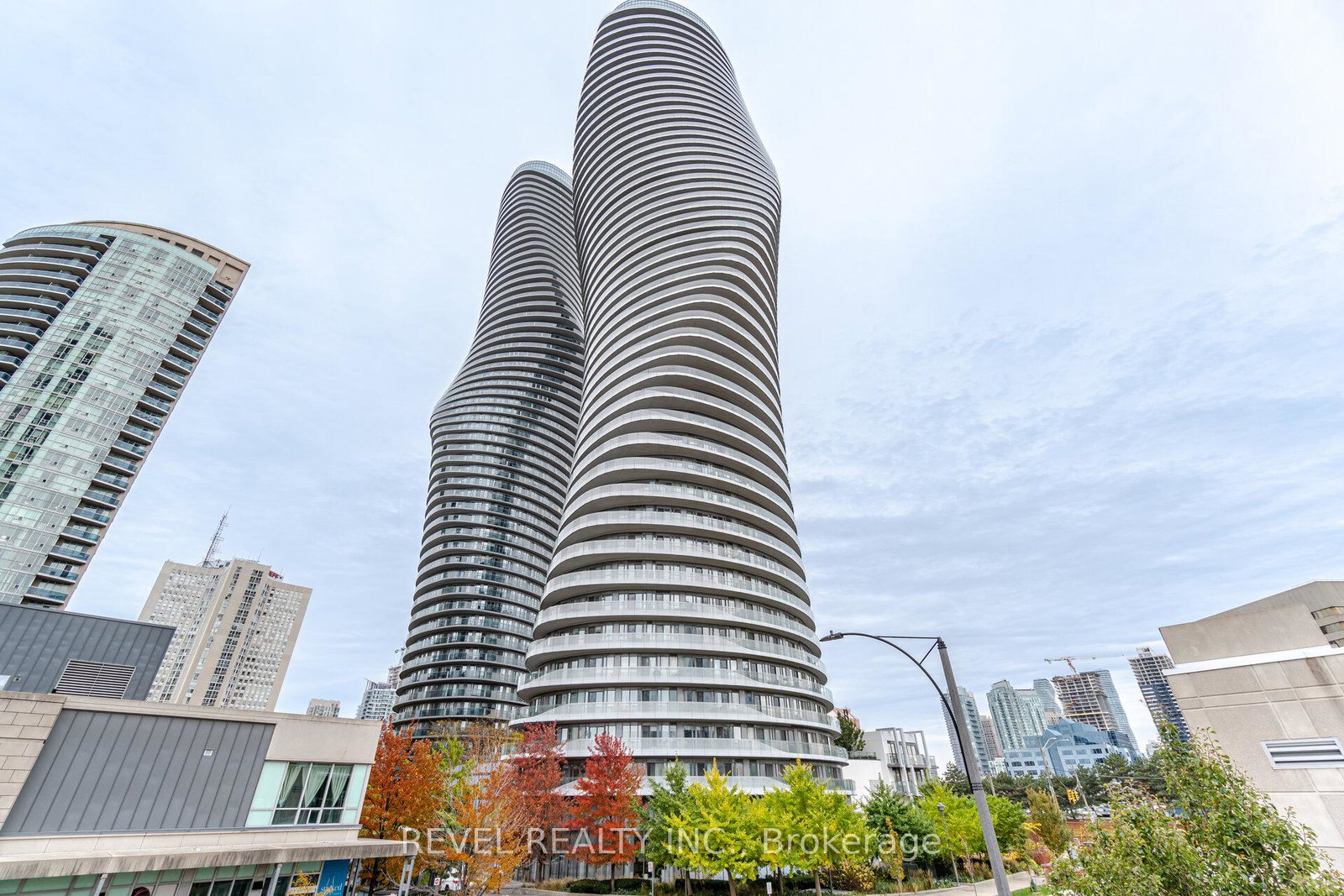 50-absolute-avenue-mississauga-ontario-w13428260