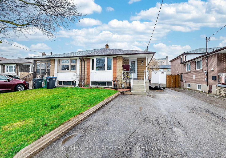 52-garfield-crescent-brampton-ontario-w13428694