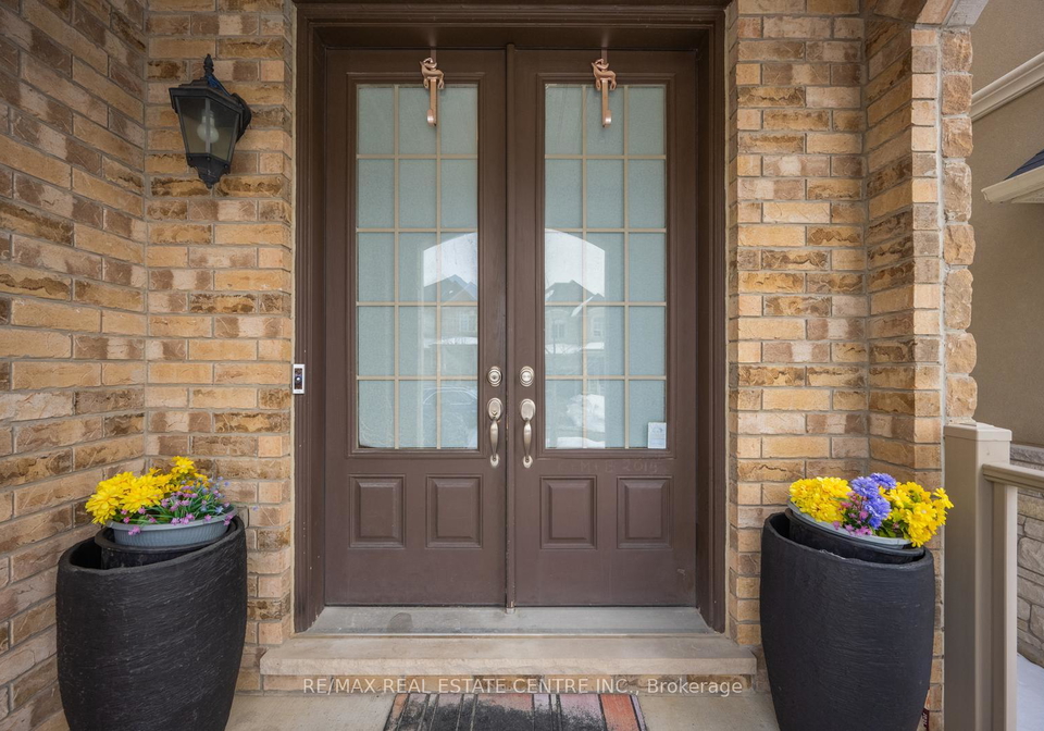 19-mediterranean-crescent-brampton-ontario-w13428908