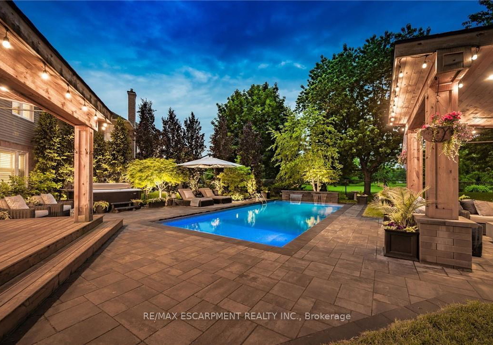 4147-millcroft-park-drive-burlington-ontario-w13428930