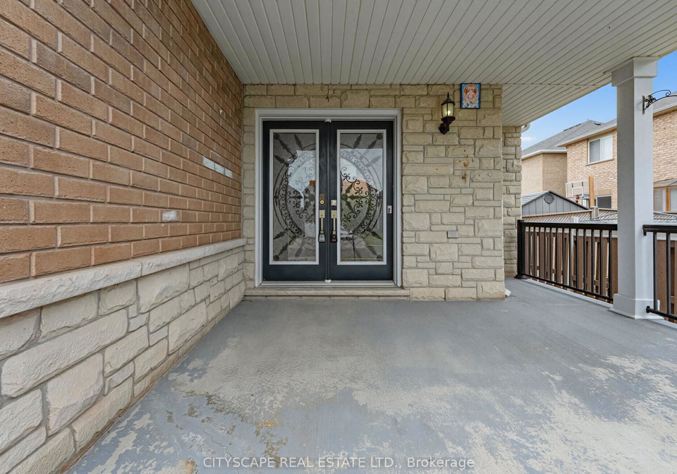 24-roundstone-drive-brampton-ontario-w13428960