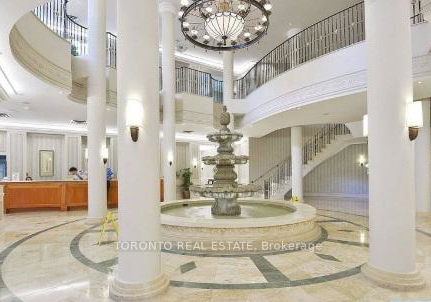 35-kingsbridge-garden-circle-mississauga-ontario-w13429084