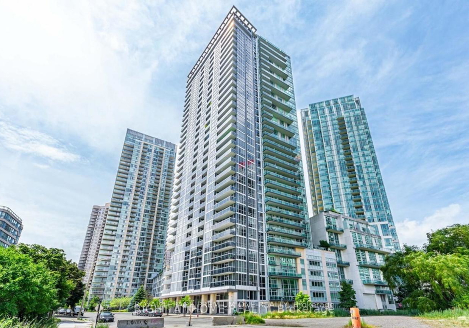 223-webb-drive-mississauga-ontario-w13429216