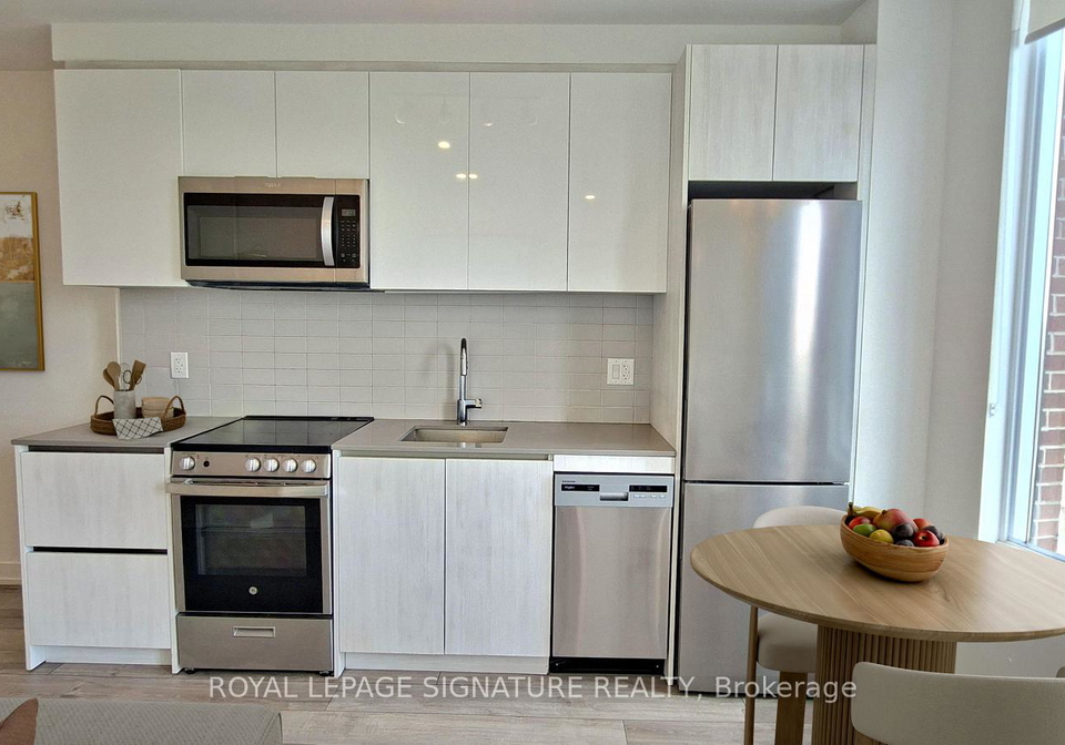 3100-keele-street-york-ontario-w13429220