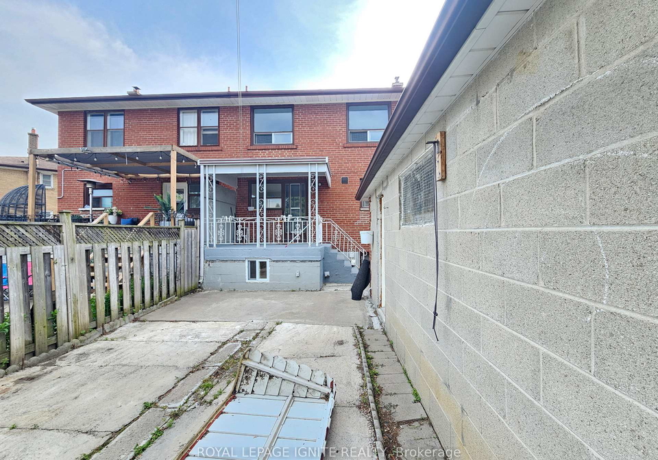 75-pamille-place-north-york-ontario-w13429322