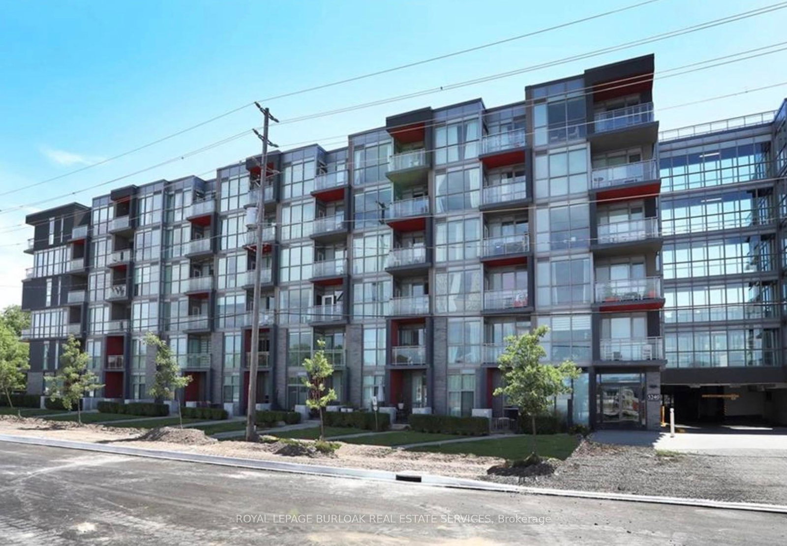 5240-dundas-street-burlington-ontario-w13429388