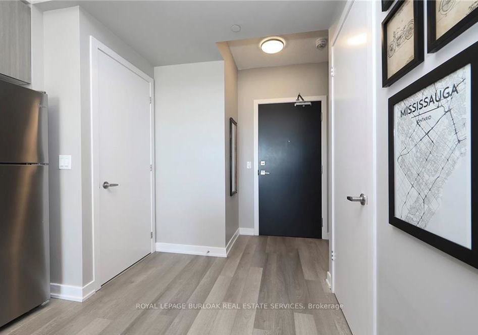 5240-dundas-street-burlington-ontario-w13429388